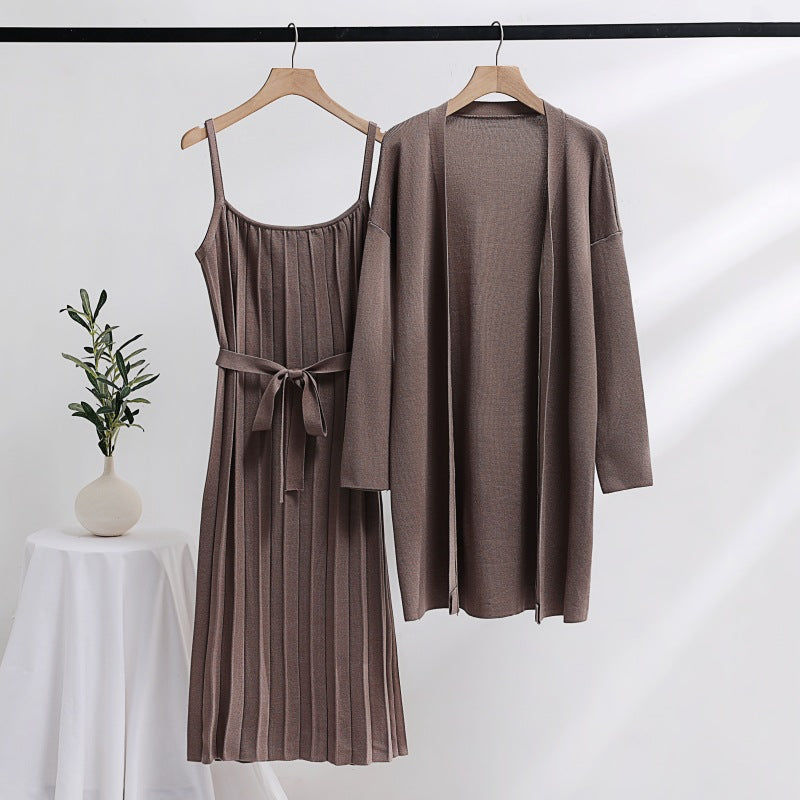 Damen elegantes und lässiges Strickkleid mit passender Strickjacke Heidi-Mode