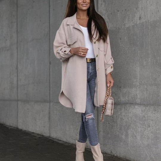 Damen Oversized Hemdjacke mit praktischen Taschen und Knopfdetails Heidi-Mode