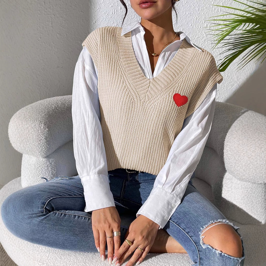Damen Strickpullover mit V-Ausschnitt und Herzapplikation Heidi-Mode