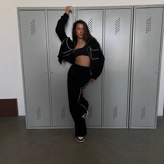 Damen lässiges Sport-Loungewear-Set mit praktischen Taschen und hohem Kragen Heidi-Mode