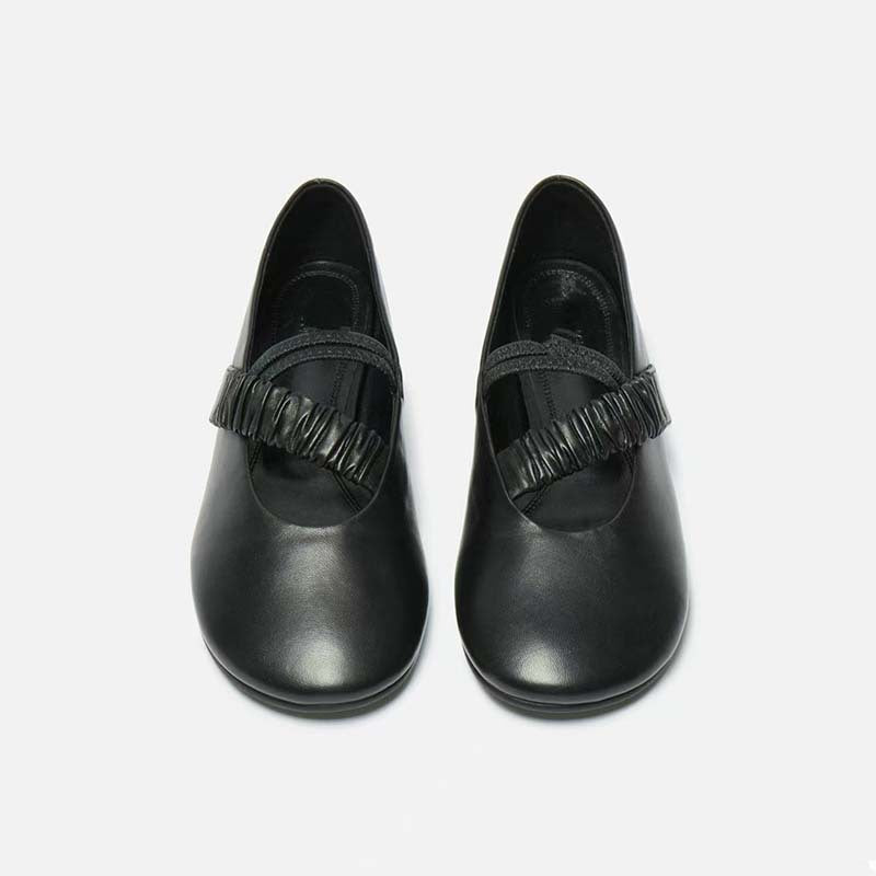 Femme Elegante Slip-On Ballett Flats mit gerafftem Knöchelriemen Detail Heidi-Mode