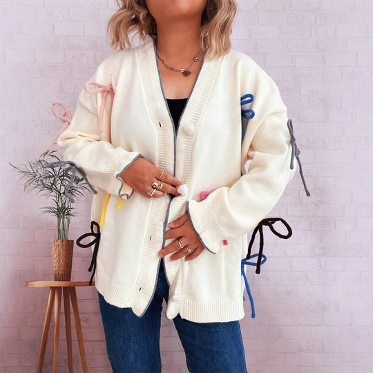 Damen Strickjacke mit bunten Schleifendetails Heidi-Mode