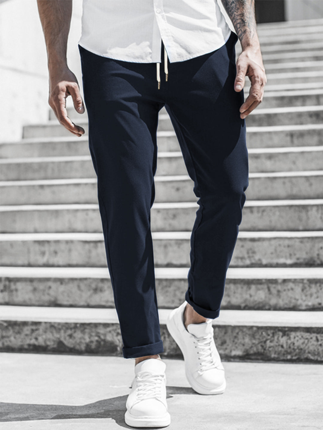 Herren Sportliche Chino-Hose mit flexiblem Bund und modernen Details Heidi-Mode