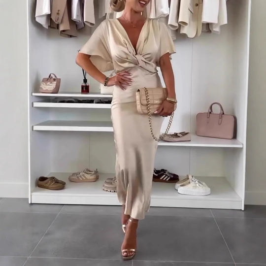 Damen Knielanges Satin-Kleid mit Kreuz-Design Heidi-Mode