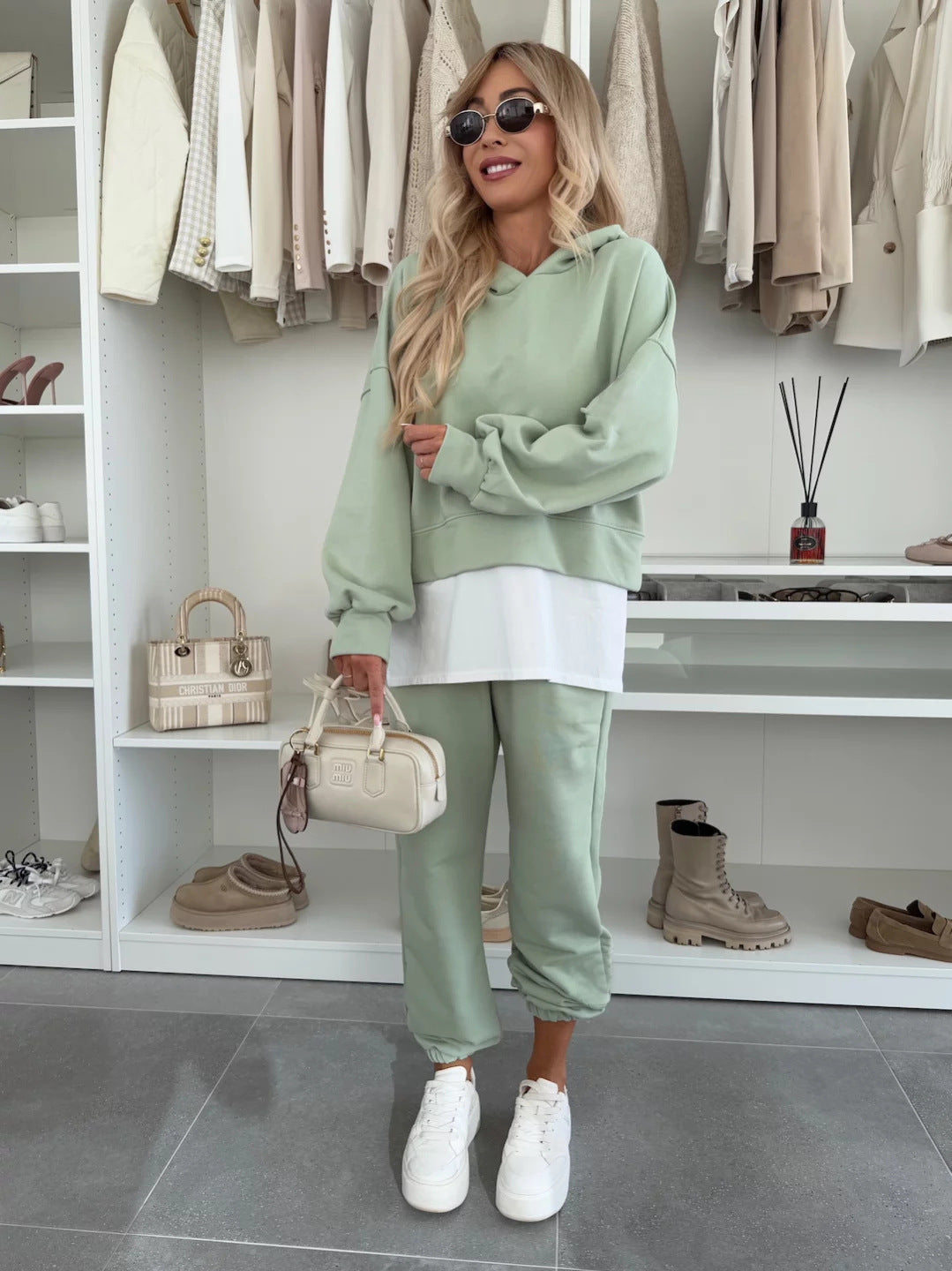 Damen Lässiges cropped Hoodie und entspannende Jogginghose Set Heidi-Mode