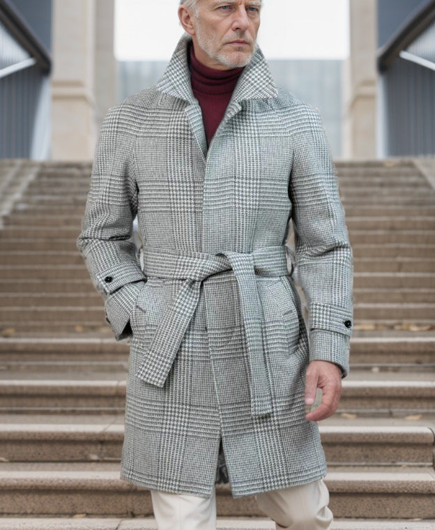 Herren modischer Trenchcoat mit praktischen Taschen und modernem Schnitt Heidi-Mode