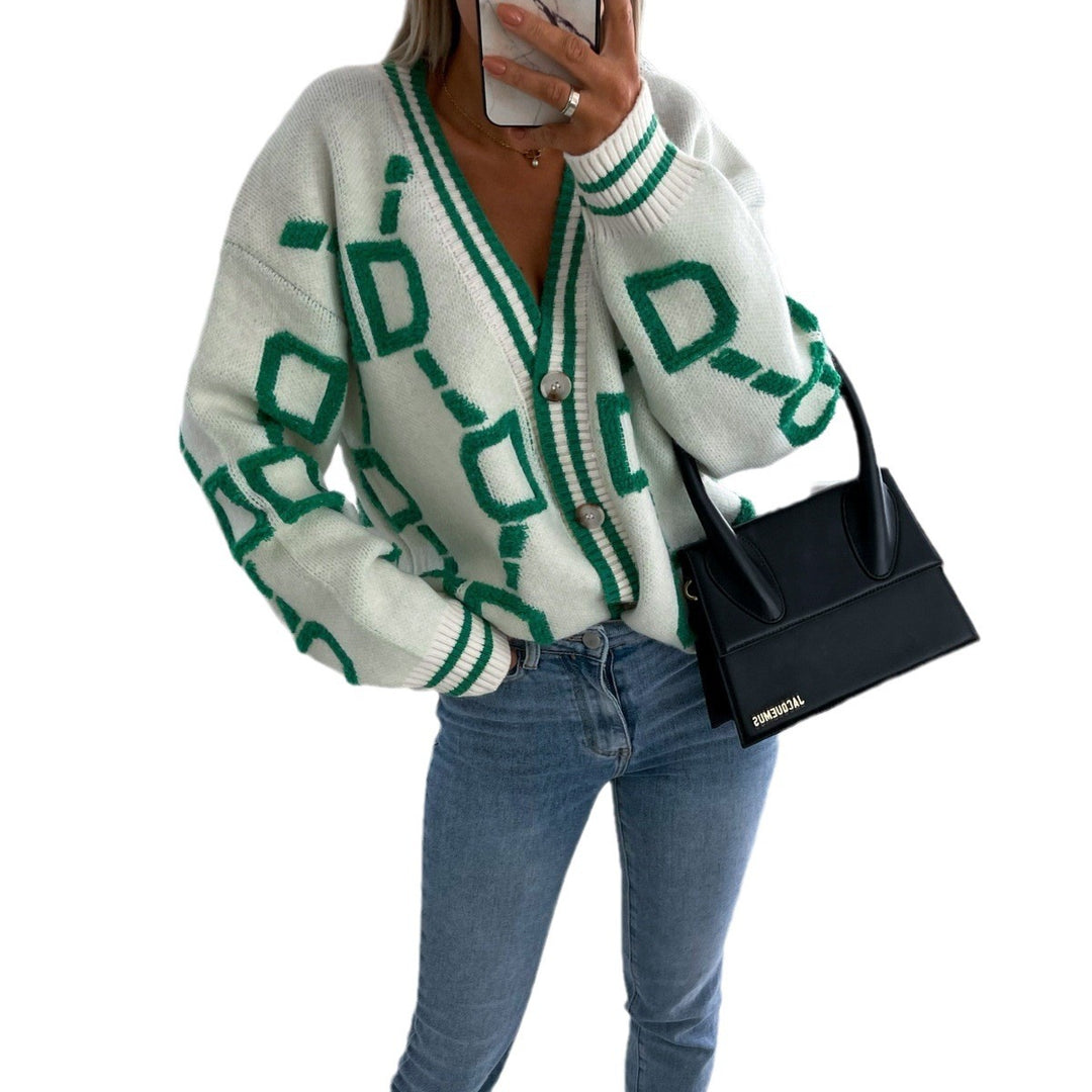 Damen Strickjacke mit grafischem Muster und eleganten Knöpfen Heidi-Mode