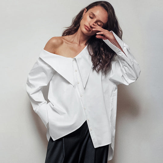 Damen Oversized Hemdbluse mit asymmetrischem Ausschnitt und voluminösen Ärmeln Heidi-Mode