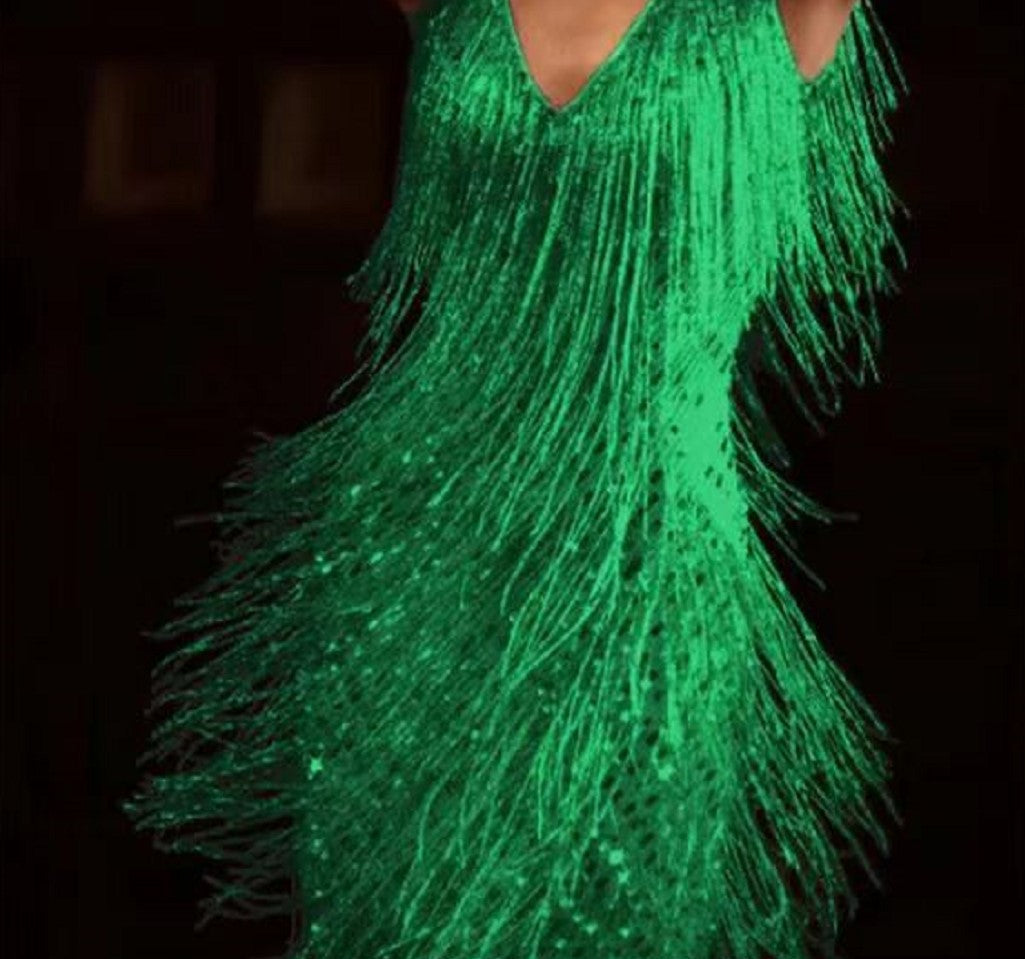 Heidi-Mode | Rüschenquast V-Ausschnitt Ärmelloses Minikleid