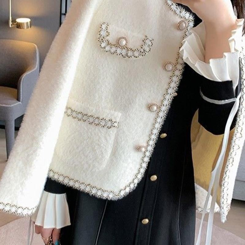 Damen Elegante und luxuriöse Strickjacke mit Perlenverzierungen Heidi-Mode