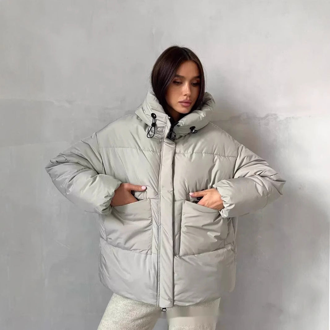 Damen Sportliche Winterjacke mit hohem Kragen und praktischen Taschen Heidi-Mode