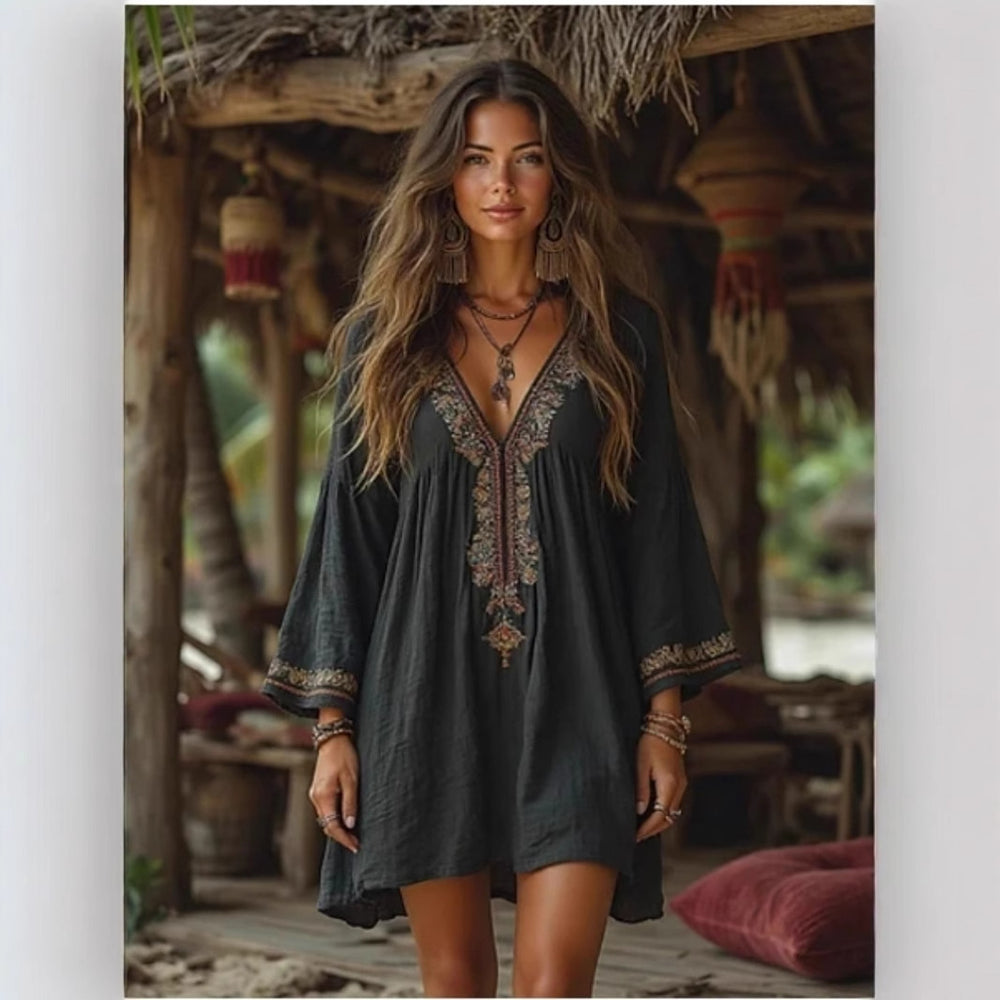Damen Strandkleid mit kunstvoller Stickerei und weiten Ärmeln Heidi-Mode
