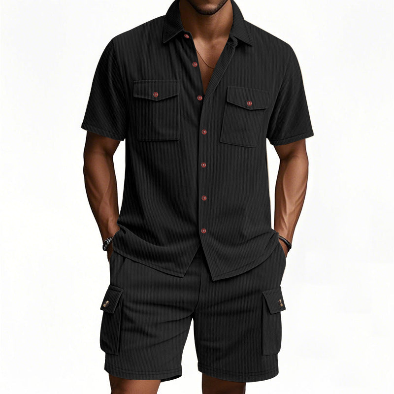 Herren komfortables Freizeitoutfit mit Kurzarmhemd und lockeren Shorts Heidi-Mode