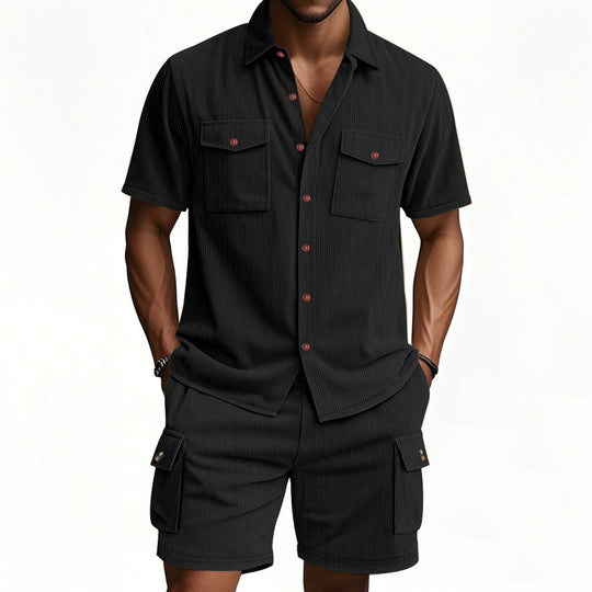 Herren komfortables Freizeitoutfit mit Kurzarmhemd und lockeren Shorts Heidi-Mode