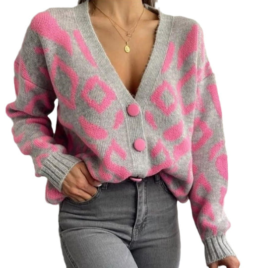 Damen gemütlicher Strickcardigan mit lebhaftem Tiermuster und Knopfdetails Heidi-Mode