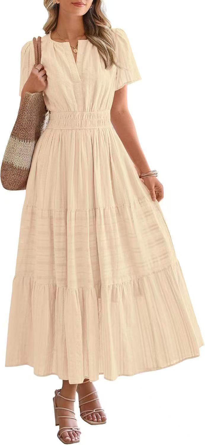 Damen Maxikleid mit modischem V-Ausschnitt und luftigen Rüschen Heidi-Mode