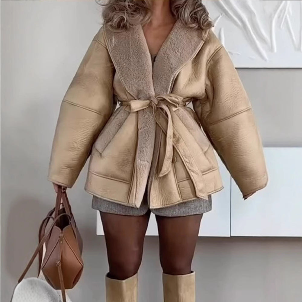 Damen kuschelige Jacke mit breitem Kragen und Bindegürtel Heidi-Mode