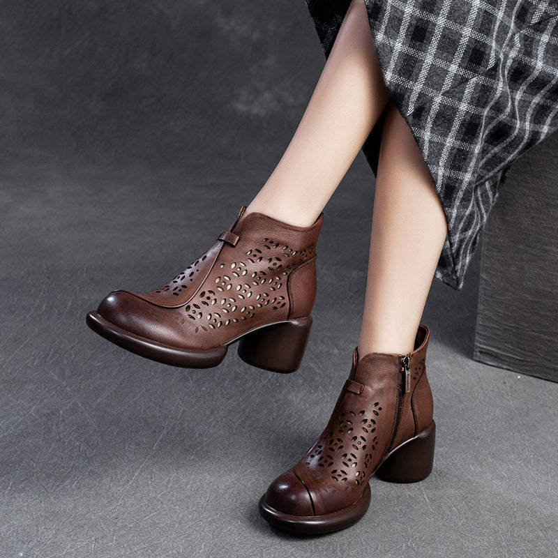 Damen Stiefeletten mit durchbrochener Oberflächenstruktur und komfortablem Blockabsatz Heidi-Mode
