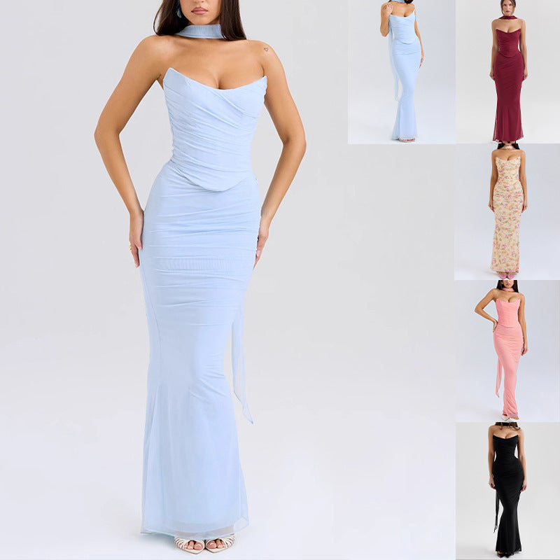 Damen Elegantes Couture-Maxikleid mit schulterfreiem Design und raffinierten Drapierungen Heidi-Mode