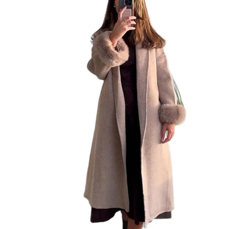 Damen Eleganter Wollmantel mit luxuriösen Pelzärmeln Heidi-Mode