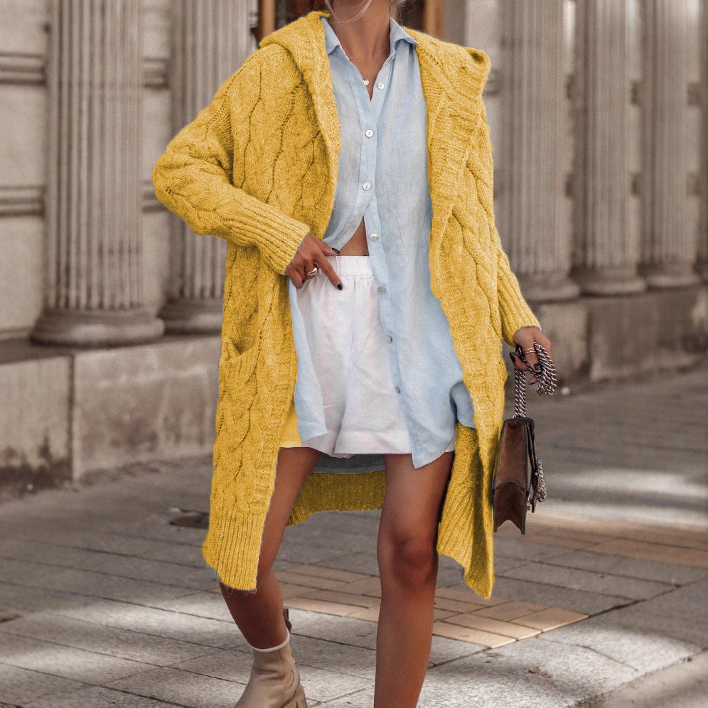 Damen Strickmantel mit Kunststrickmuster und tiefem V-Ausschnitt Heidi-Mode