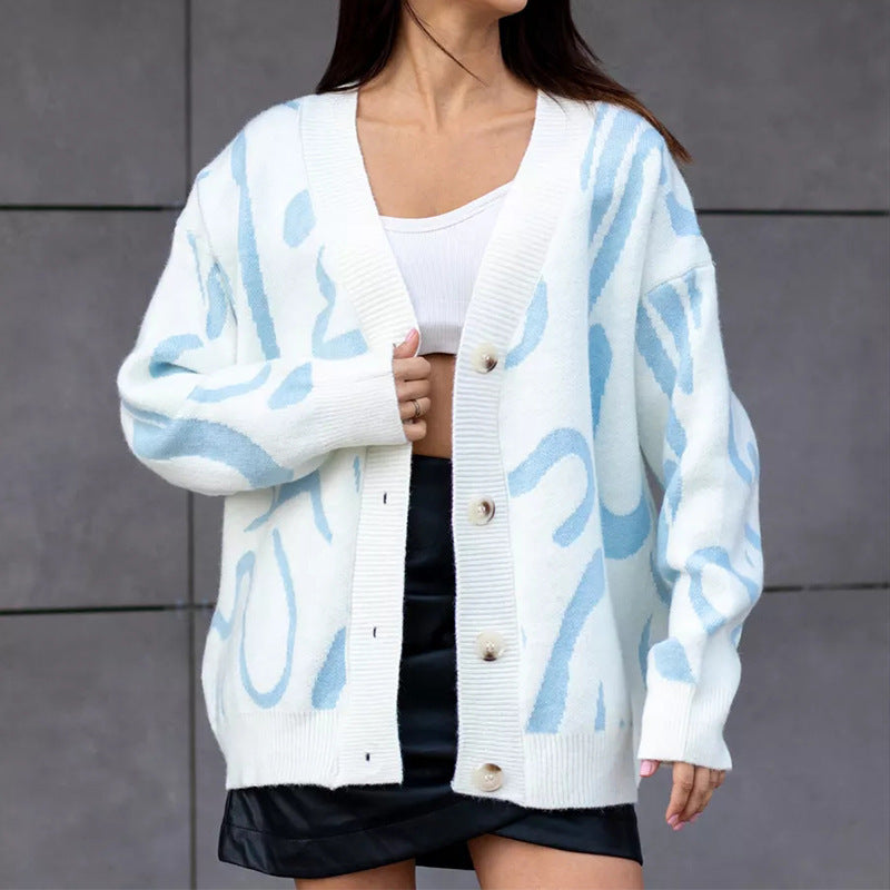 Damen modischer Strickcardigan mit verspieltem Muster und durchgehenden Knöpfen Heidi-Mode