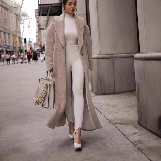Damen Eleganter und warmer Wollmantel mit schmalem Schnitt Heidi-Mode