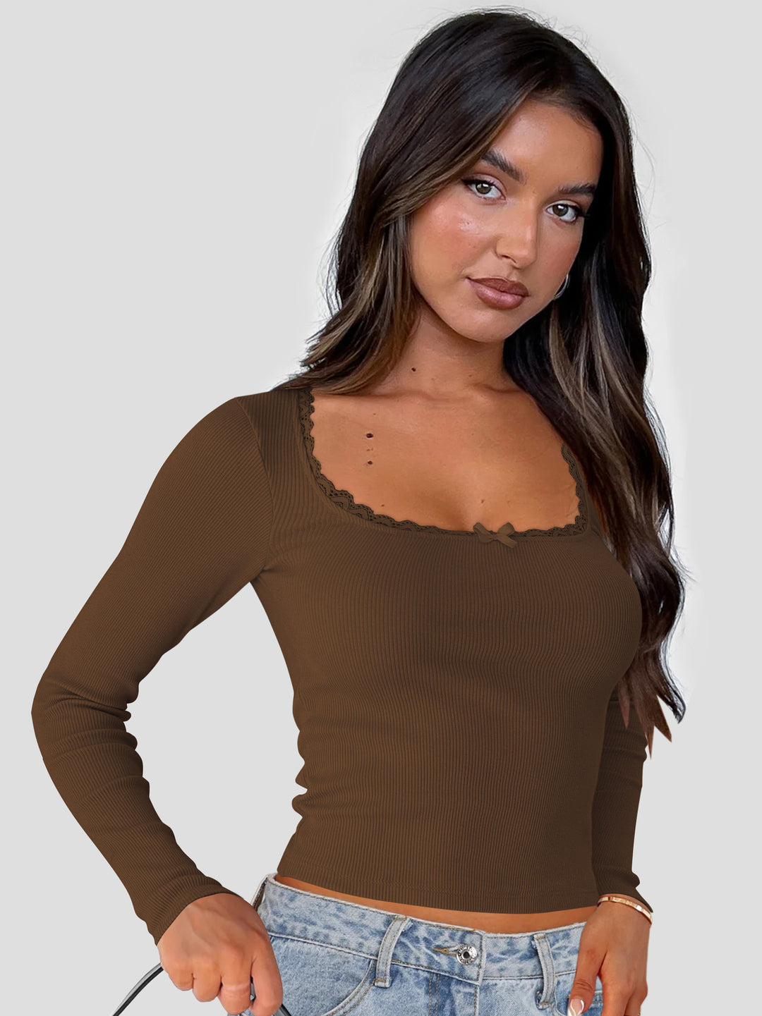 Damen Langarmoberteil mit feiner Spitzenkante und figurbetontem Schnitt Heidi-Mode