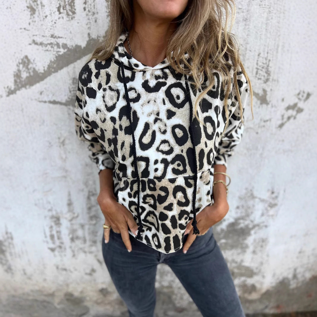 Damen Kapuzenpullover mit lässigem Leopardenmuster und praktischen Seitentaschen Heidi-Mode