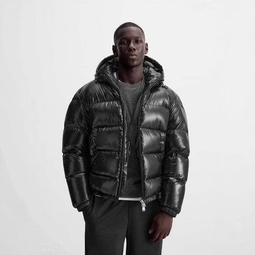 Damen Steppjacke mit glänzender Oberfläche und verstellbarem Kapuzenbereich Heidi-Mode