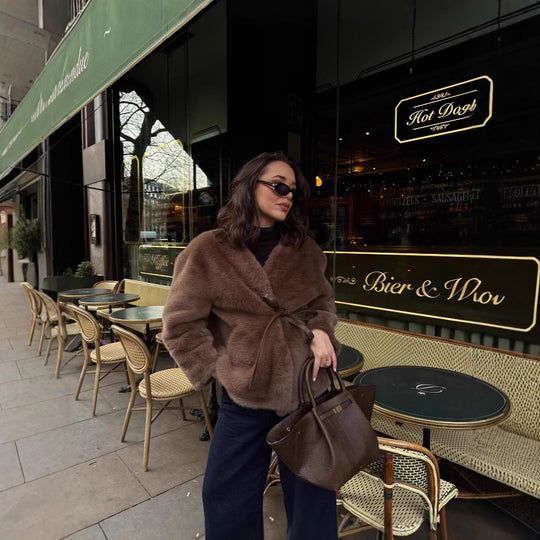 Damen kuschelige Steppjacke mit taillierbarem Design und elegantem Gürtel Heidi-Mode