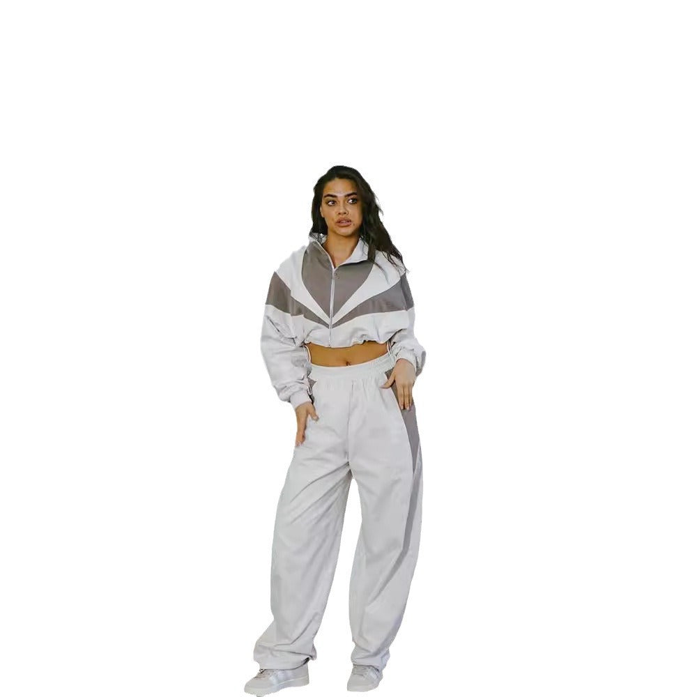 Damen sportliches Freizeitanzug-Set mit Designerkapuze und gestreiftem Design Heidi-Mode