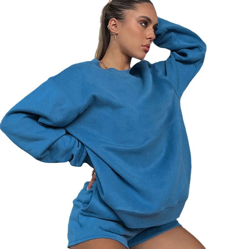 Damen Kuscheliger Sweatshirt und kurze Hose Set Heidi-Mode