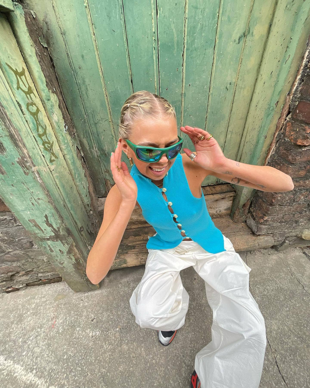 Damen Ärmelloses Stricktop mit einzigartiger Knopfleiste Heidi-Mode