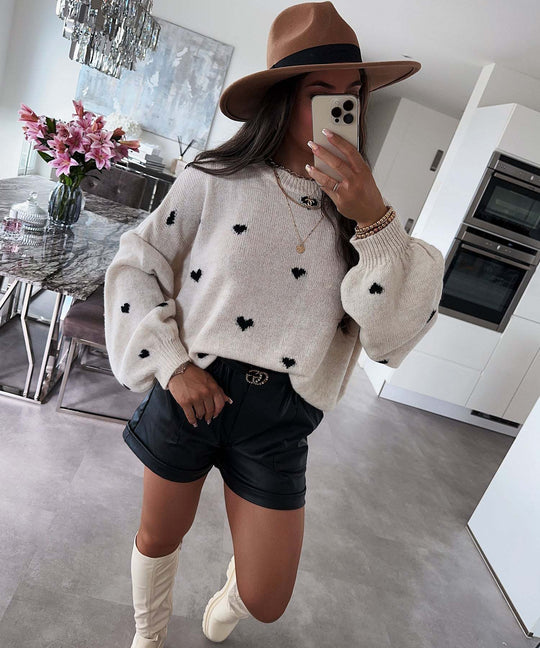 Damen lässiger Strickpullover mit herzförmigen Mustern und angeschnittenen Ärmeln Heidi-Mode