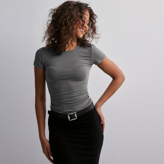 Damen Slim Fit T-Shirt aus hochwertigem Baumwollmix mit elastischem Stretch Heidi-Mode