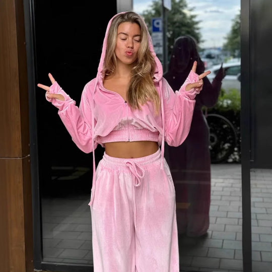 Damen Fleece-Sportanzug mit cropped Jacke und lässiger Hose Heidi-Mode