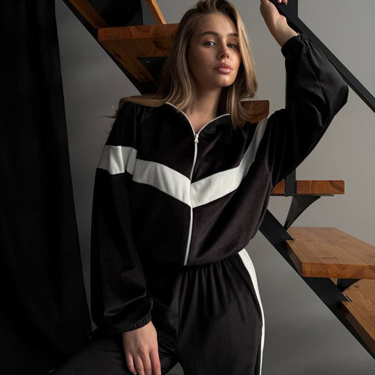 Damen sportlicher Loungewear-Jumpsuit mit hohem Kragen und elastischem Taillenzug Heidi-Mode