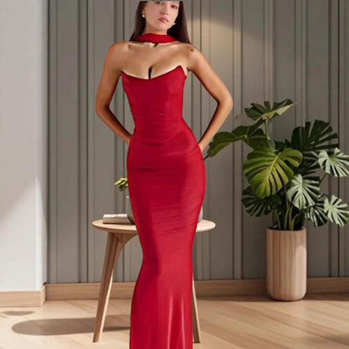 Damen Elegantes Figurbetontes Abendkleid mit Raffiniertem Drapé und Halsschmuck Heidi-Mode