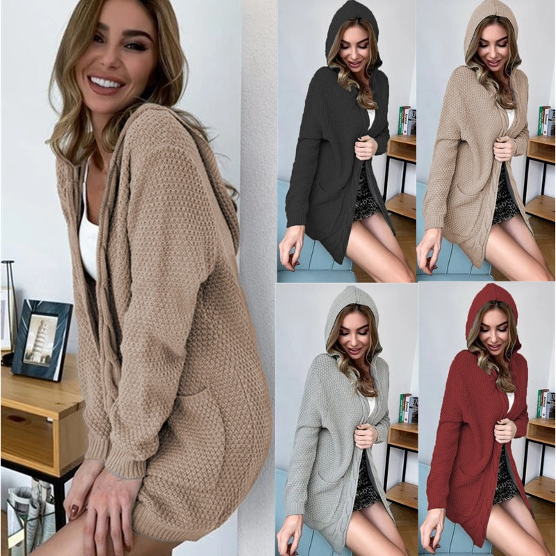 Damen Strickjacke mit Kapuze und großen Taschen Heidi-Mode
