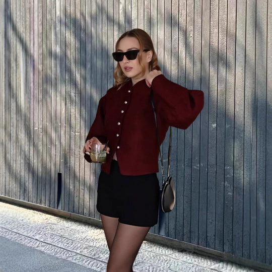 Damen Chice Überwurfjacke mit strukturiertem Design und eleganten Knöpfen Heidi-Mode