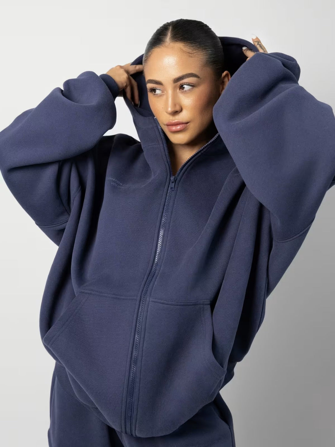 Damen oversized Fleece-Hoodie mit lässigem Reißverschluss und Kängurutaschen Heidi-Mode