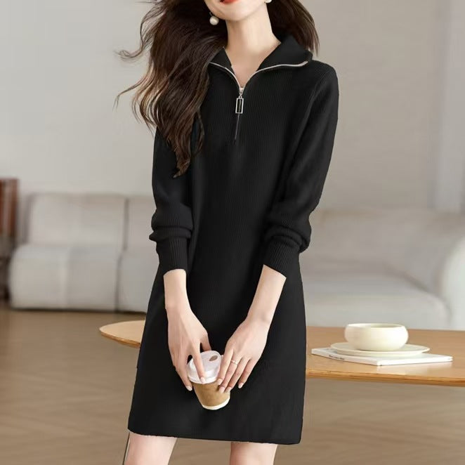 Damen Kurzes Strickkleid mit halbzipper und Kragen Heidi-Mode