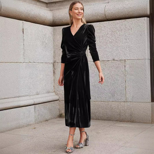 Damen Elegantes Wickelkleid mit Puffärmeln und Goldakzenten Heidi-Mode