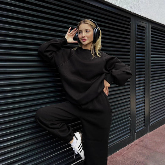 Damen Gemütliches Lounge-Set mit Oversized-Sweatshirt und weiter Hose Heidi-Mode