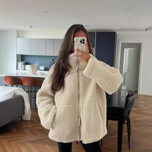 Damen Flauschige Fleecejacke mit hohem Kragen und praktischen Taschen Heidi-Mode