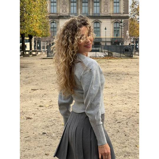 Damen modische Strickjacke mit plissierten Ärmeln und Knopfdetails Heidi-Mode