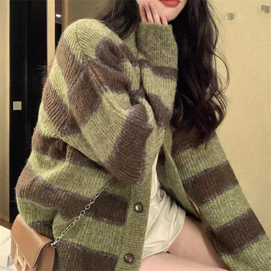 Damen Grobstrickjacke mit modischem Streifenmuster und lässigem Schnitt Heidi-Mode