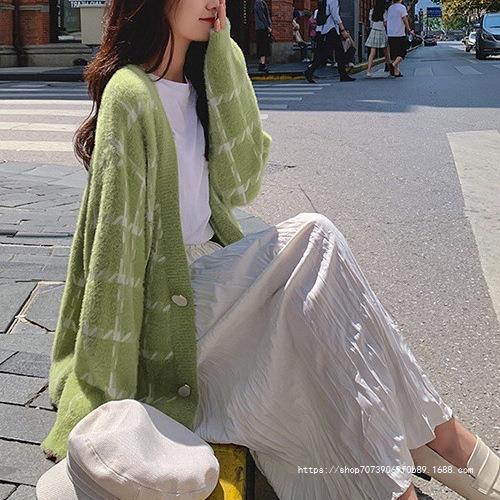 Damen Kuscheliger Oversized-Strickcardigan mit Karomuster Heidi-Mode