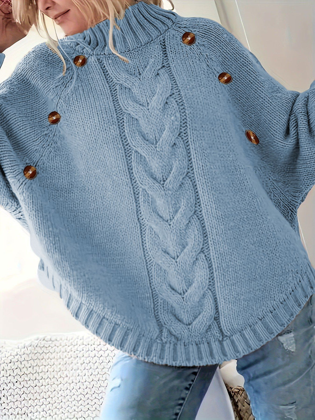 Damen Oversized Strickpullover mit Hochkragen und dekorativen Knopfdetails Heidi-Mode